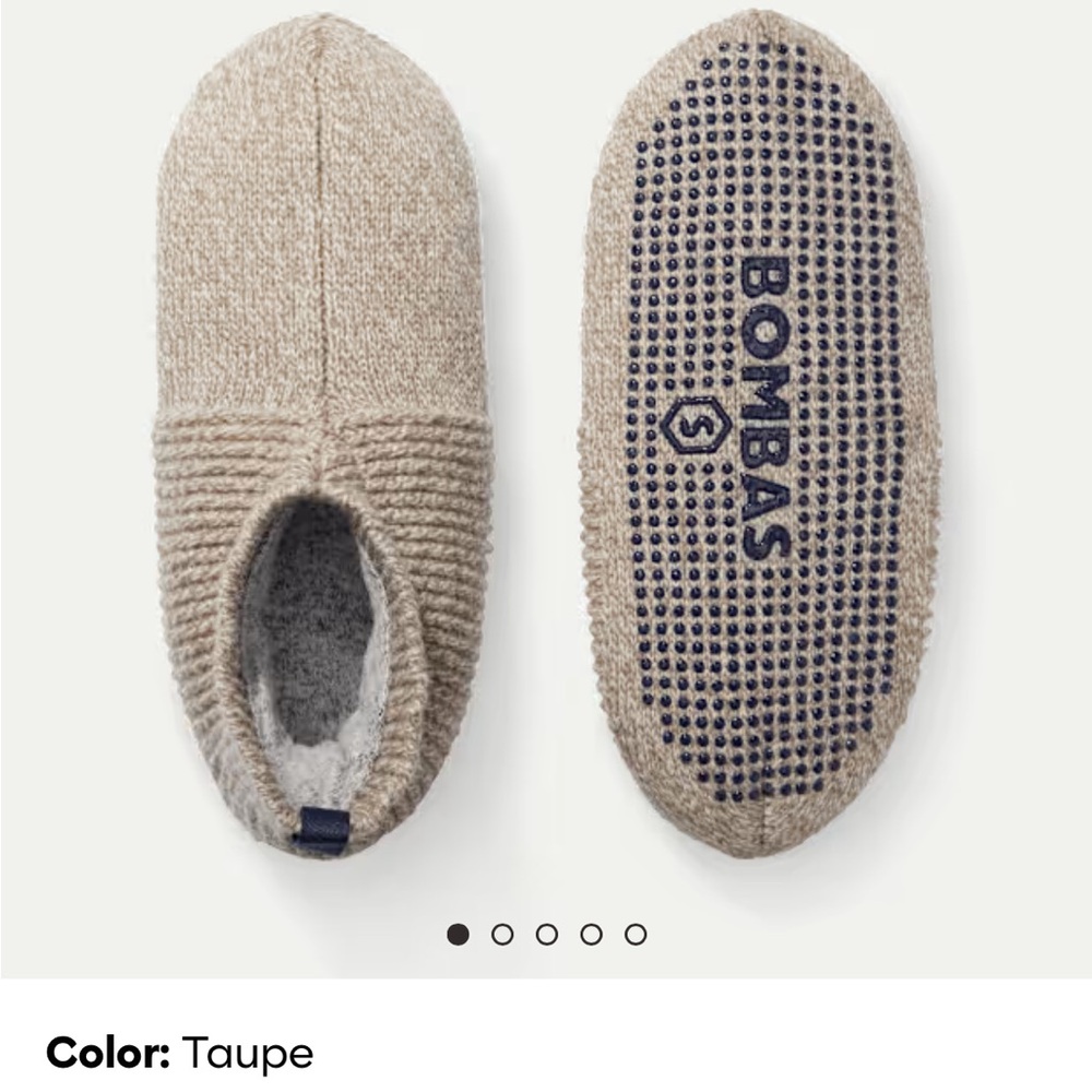 NWOT Bombas Taupe Gripper Slipper